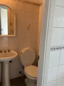 OPORTUNIDAD/ Cochera privada/2 dormitorios/2 baños/balcon/piso 6/ Pocitos