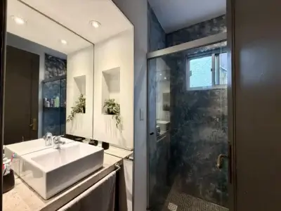 OPORTUNIDAD | Patio Con Parrillero, 2 Dorm + Vestidor/Reciclado/Punta Carretas