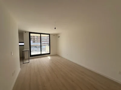 Pulse - Avenida Italia , Venta de Apartamento, 2 dormitorios, 1 baño, frente con balcón | Parque Batlle
