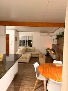 Gran Casa en Solymar | 2 dormitorios/ jardin&parrillero techado/ 4 cocheras