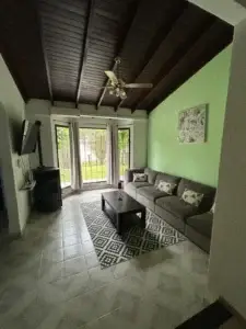 VENTA | APTA BANCO/ Amoblado/ 3 dormitorios/ Cochera/ 3 baños/ Barbacoa/ Piriapolis