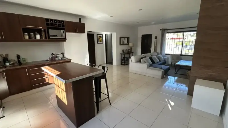 Gran Casa En Pinares De Atlantida | Piscina/ Barbaco/ Cocherax4/ 2 Dormitorios