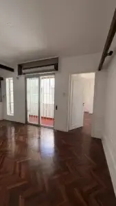 Oportunidad | Pocitos/ 1 dormitorio/Terraza/Piso 1/ Excelente estado