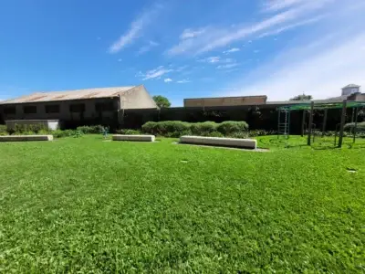 ALQUILER/Distrito M/ 3 dormitorios/2 baños/cochera/Tres balcones/ Amenities