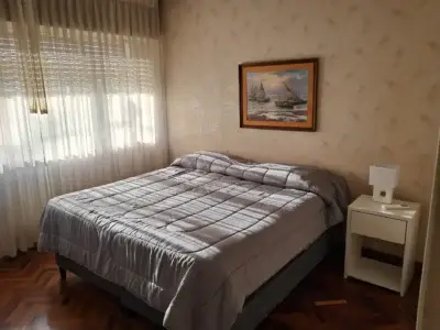 Gran Casa en Alquiler/350m2/Garaje/2 dormitorios/Jardin&Patio/Punta Gorda