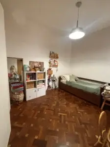 APTA BANCO | Casa reciclada en Brazo Oriental | 2 autos | fondo con parrillero | 3 Dormitorios