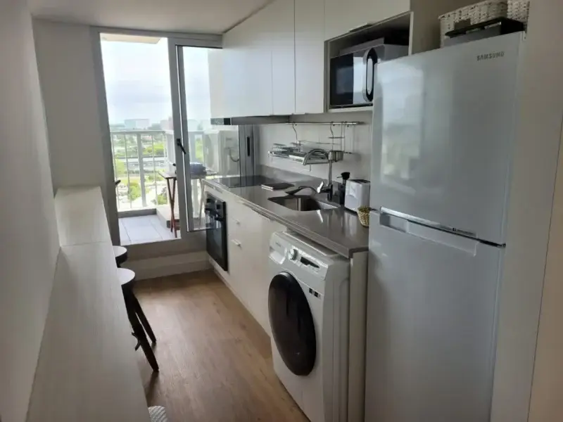 ALQUILER/Distrito M/ 3 dormitorios/2 baños/cochera/Tres balcones/ Amenities