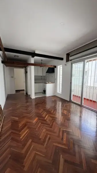 Oportunidad | Pocitos/ 1 dormitorio/Terraza/Piso 1/ Excelente estado