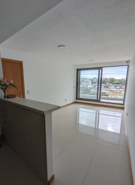 APTA BANCO/ 1 Dormitorio y medio/Balcon doble/ Amenties/ Lunas de Malvin