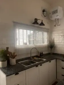 APTA BANCO | Casa reciclada en Brazo Oriental | 2 autos | fondo con parrillero | 3 Dormitorios