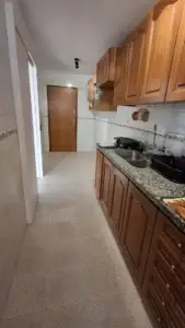 Se Vende Apartamento En Pocitos Cerca De La Rambla Y De Montevideo Shopping, Dos Dormitorios Y Dos Baños, Luminoso Y Amplio