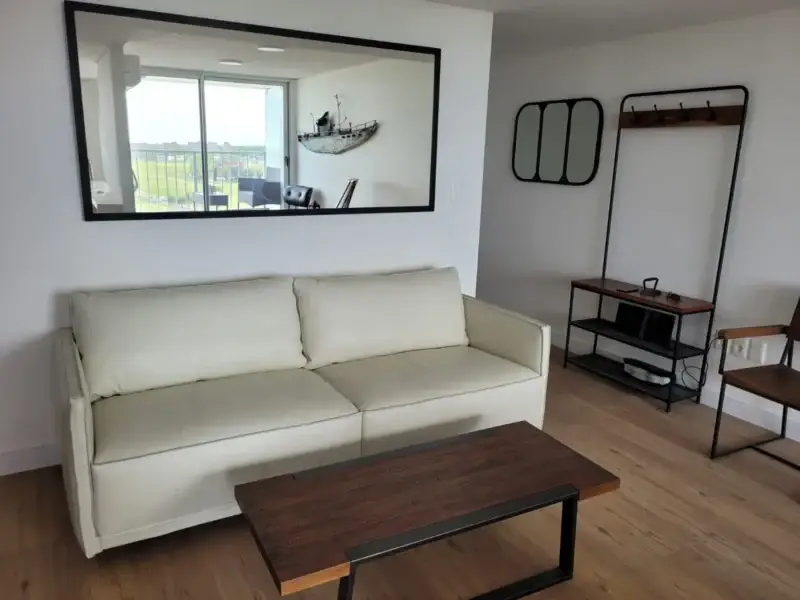 ALQUILER/Distrito M/ 3 dormitorios/2 baños/cochera/Tres balcones/ Amenities