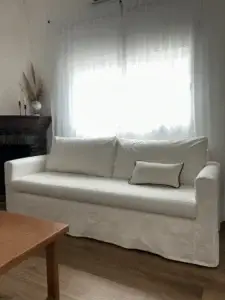 APTA BANCO | Casa reciclada en Brazo Oriental | 2 autos | fondo con parrillero | 3 Dormitorios