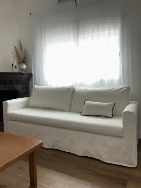 APTA BANCO | Casa reciclada en Brazo Oriental | 2 autos | fondo con parrillero | 3 Dormitorios