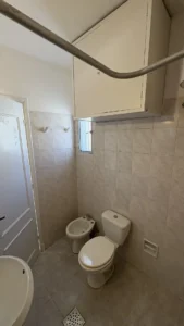 Oportunidad | Pocitos/ 1 dormitorio/Terraza/Piso 1/ Excelente estado