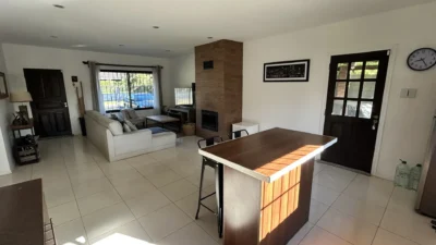 Gran Casa En Pinares De Atlantida | Piscina/ Barbaco/ Cocherax4/ 2 Dormitorios