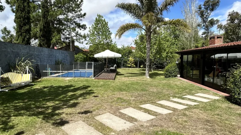 Gran Casa En Pinares De Atlantida | Piscina/ Barbaco/ Cocherax4/ 2 Dormitorios