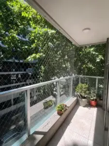 ALQUILER/Apto esquinero/Amplias vistas/Balcon/Cochera/2 Dormitorios