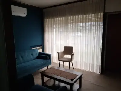 Gran Casa en Alquiler/350m2/Garaje/2 dormitorios/Jardin&Patio/Punta Gorda