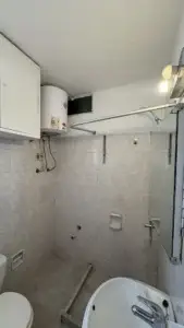 Oportunidad | Pocitos/ 1 dormitorio/Terraza/Piso 1/ Excelente estado
