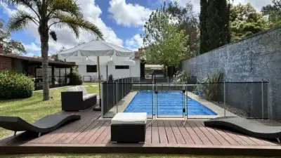 Gran Casa En Pinares De Atlantida | Piscina/ Barbaco/ Cocherax4/ 2 Dormitorios