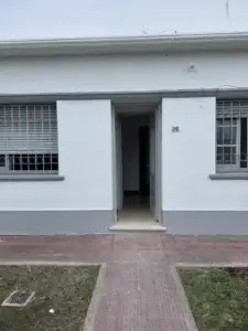 Casa de bajos en Alquiler/ Jardin&Patio/ 2 dormitorios/ 130m2/ Pocitos