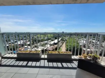 ALQUILER/Distrito M/ 3 dormitorios/2 baños/cochera/Tres balcones/ Amenities