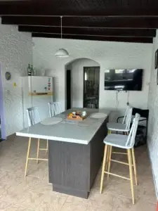 VENTA | APTA BANCO/ Amoblado/ 3 dormitorios/ Cochera/ 3 baños/ Barbacoa/ Piriapolis