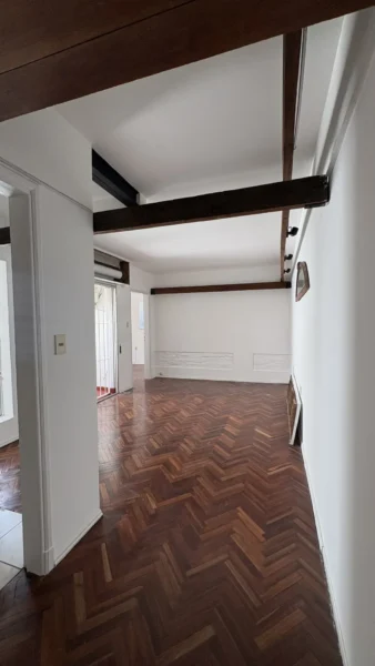 Oportunidad | Pocitos/ 1 dormitorio/Terraza/Piso 1/ Excelente estado