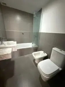 Exclusivo Apto en Venta/ 2 dormitorios/2 baños/terraza&parrillero/cochera/Parque Miramar