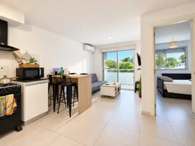IDEAL INVERSION | Sobre Av Italia/ 1 dormitorio/Balcon/Cochera/ Malvin